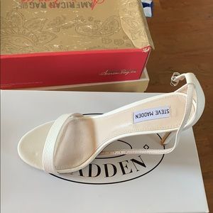 Steve madden size 10 Stacy Whitesnake
